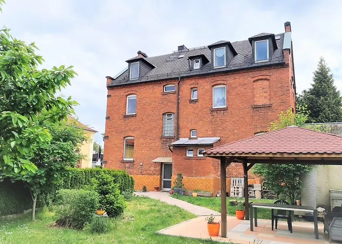 Apartment Bayreuth, Grosse Ferienwohnung Im Haus Mit Kunst, 3 Schlafzimmer, Kueche, Parkplatz