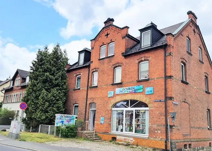 Apartment Bayreuth, Grosse Ferienwohnung Im Haus Mit Kunst, 3 Schlafzimmer, Kueche, Parkplatz