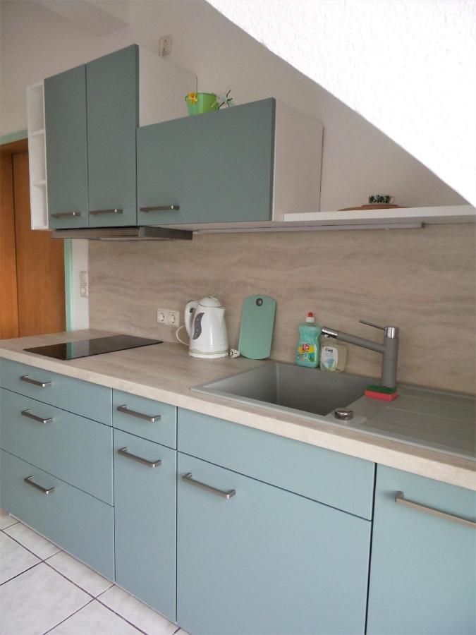 Appartement Bayreuth, Grosse Im Haus Mit Kunst, 3 Schlafzimmer, Kueche, Parkplatz