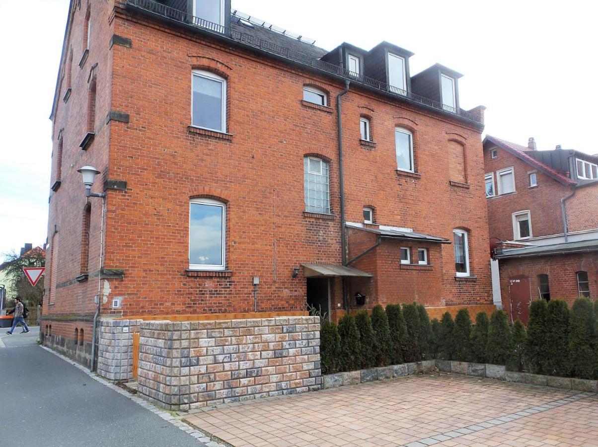 Bayreuth, Grosse Im Haus Mit Kunst, 3 Schlafzimmer, Kueche, Parkplatz Bayreuth