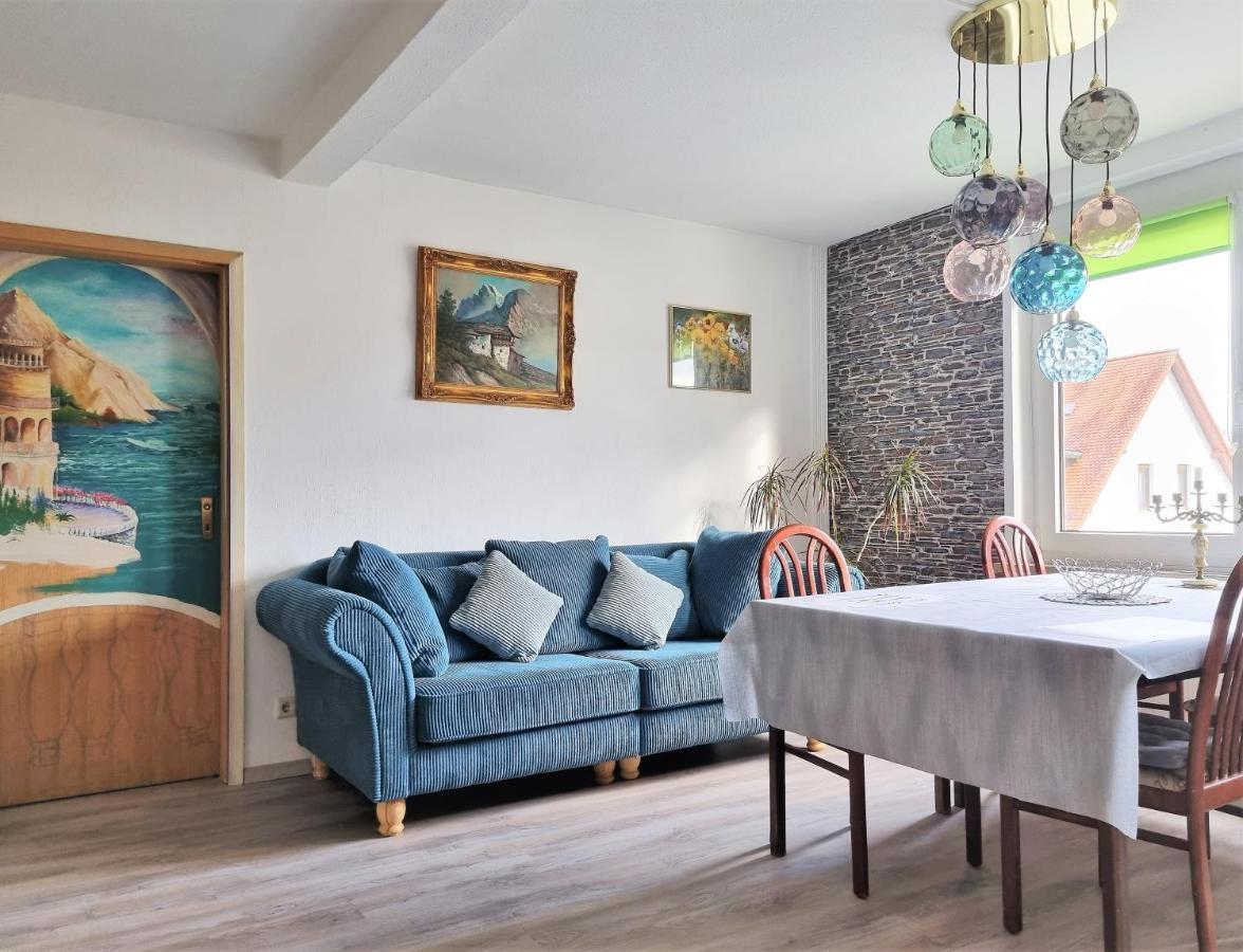 Appartement Bayreuth, Grosse Im Haus Mit Kunst, 3 Schlafzimmer, Kueche, Parkplatz *