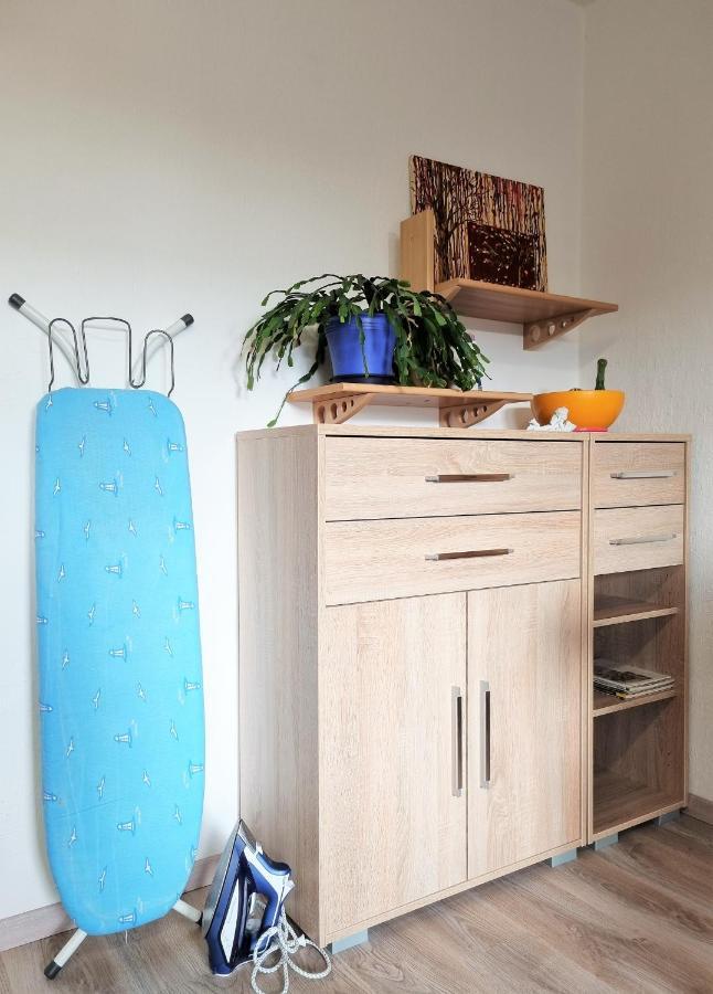 Bayreuth, Grosse Im Haus Mit Kunst, 3 Schlafzimmer, Kueche, Parkplatz Appartement